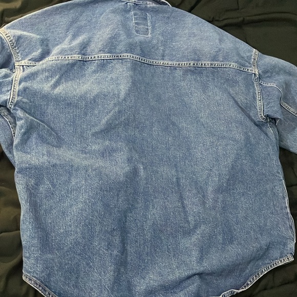 Gap Women’s Large Denim Shacket - NWOT - Picture 5 of 6